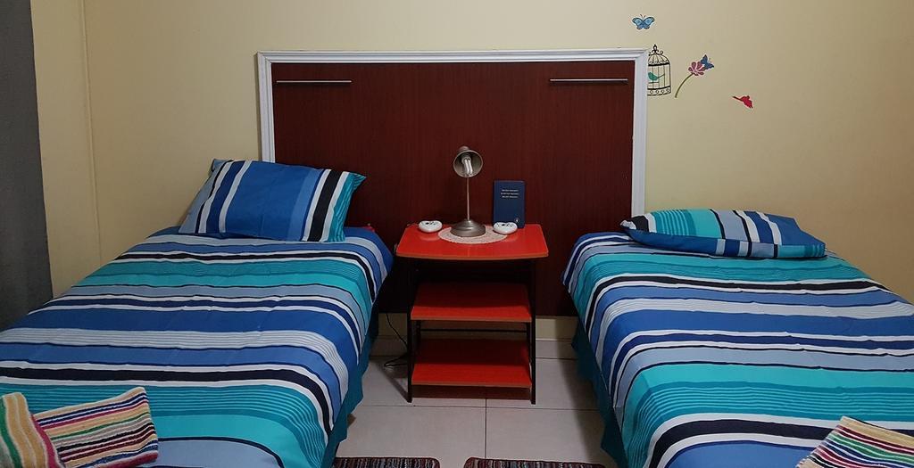 Pwake Guesthouse 오푸오 외부 사진